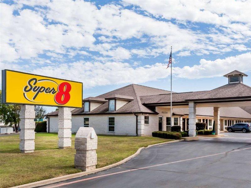 Super 8 By Wyndham Cleburne Motel Kültér fotó