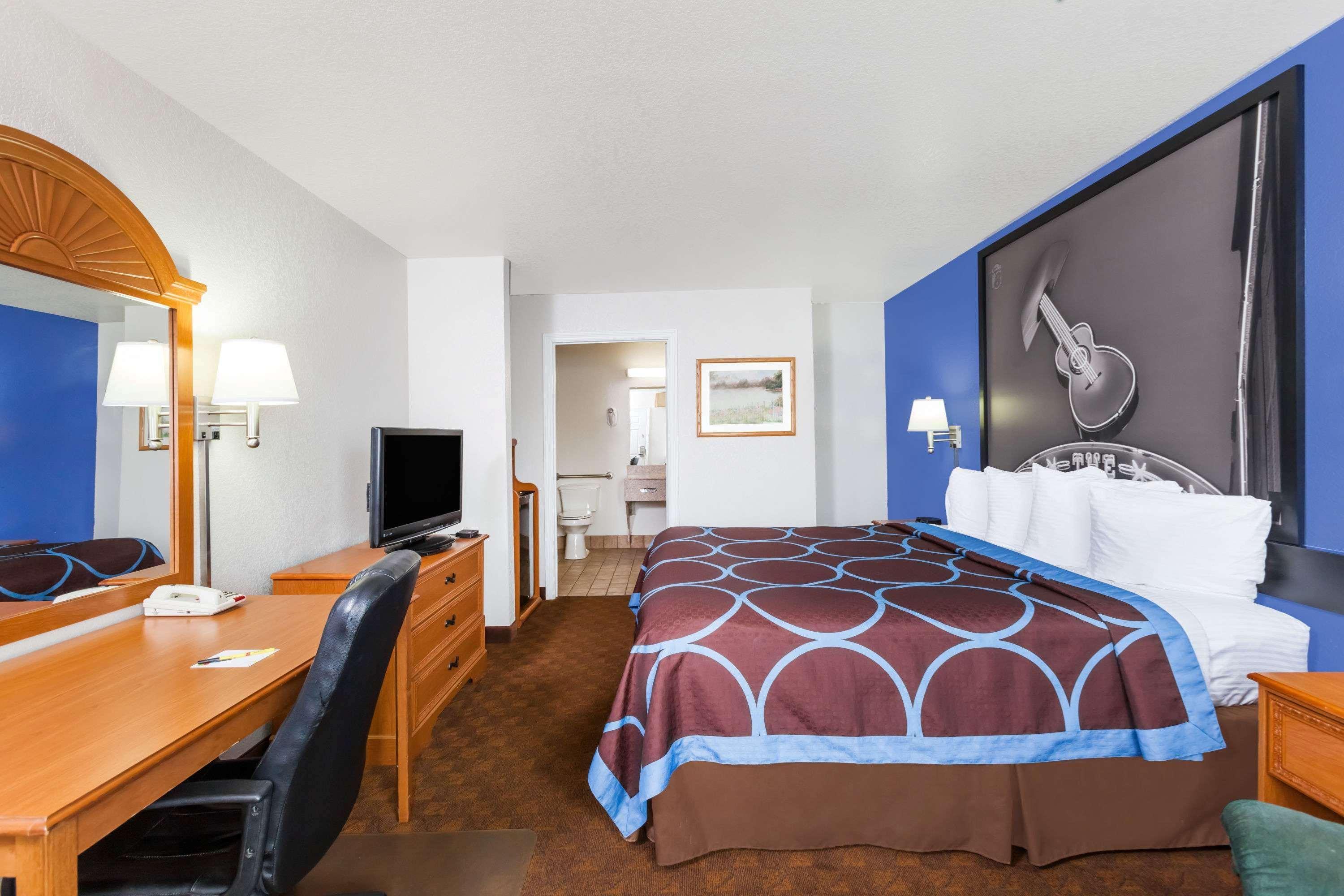 Super 8 By Wyndham Cleburne Motel Kültér fotó