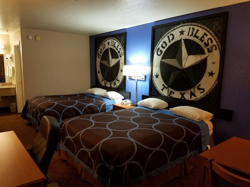 Super 8 By Wyndham Cleburne Motel Kültér fotó